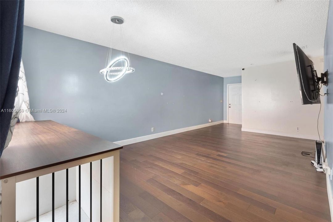 Recently Sold: $489,000 (3 beds, 2 baths, 1790 Square Feet)