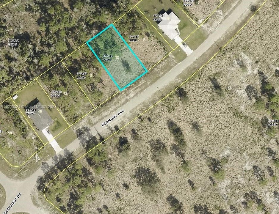 For Sale: $20,000 (0.29 acres)