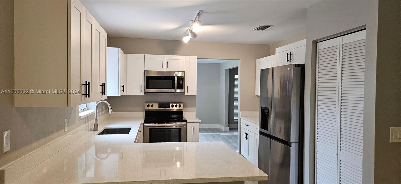 Active With Contract: $4,100 (4 beds, 2 baths, 2310 Square Feet)