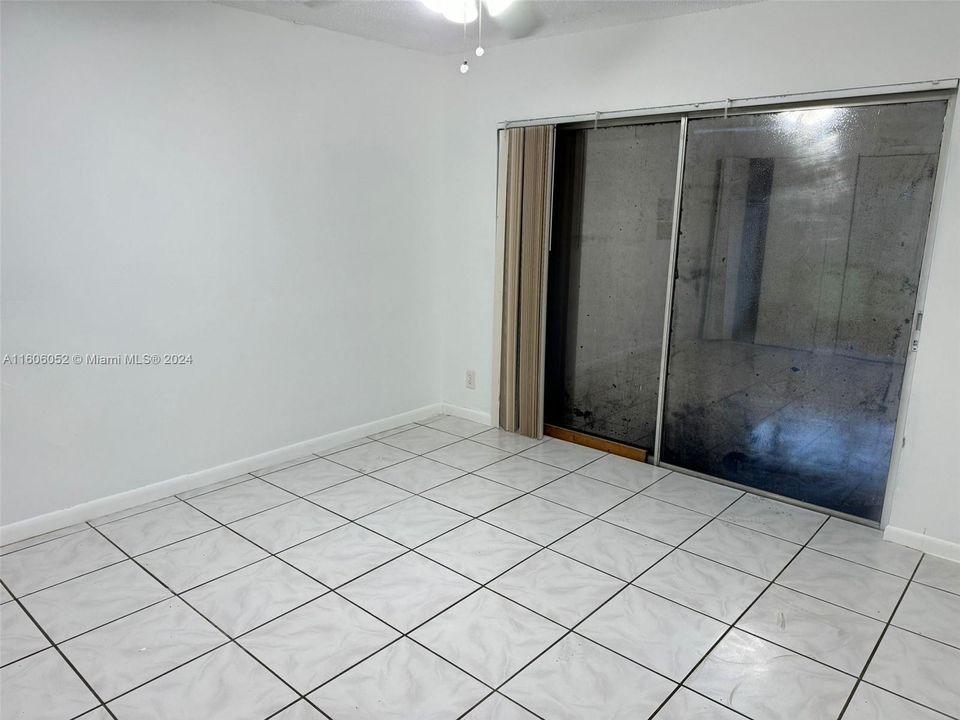 For Rent: $2,000 (2 beds, 2 baths, 1036 Square Feet)