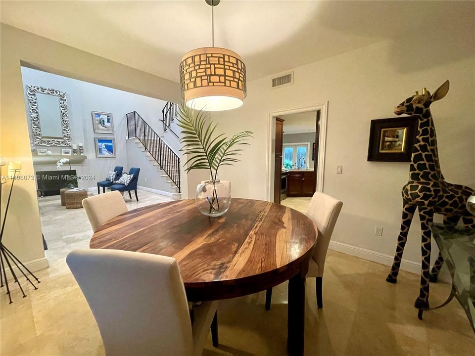 Active With Contract: $6,950 (4 beds, 3 baths, 2249 Square Feet)