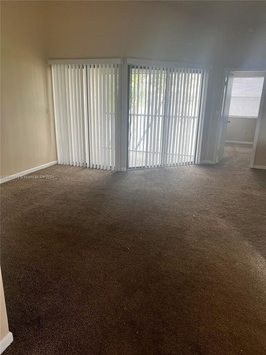 For Rent: $1,750 (2 beds, 2 baths, 970 Square Feet)