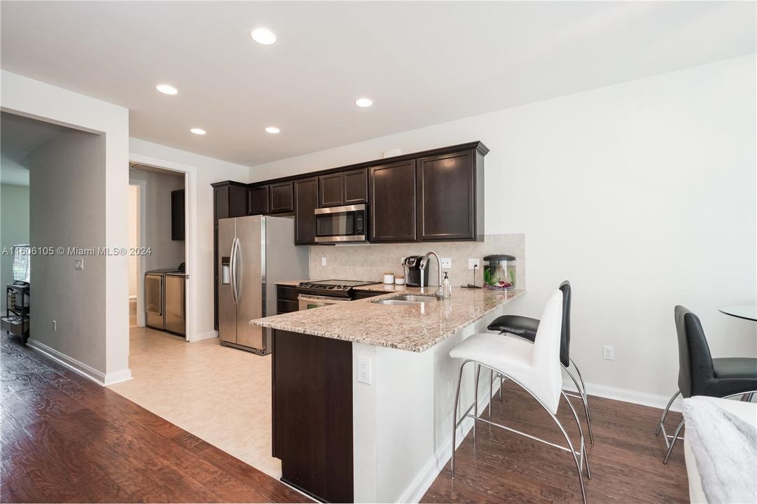 Active With Contract: $3,800 (3 beds, 2 baths, 1890 Square Feet)