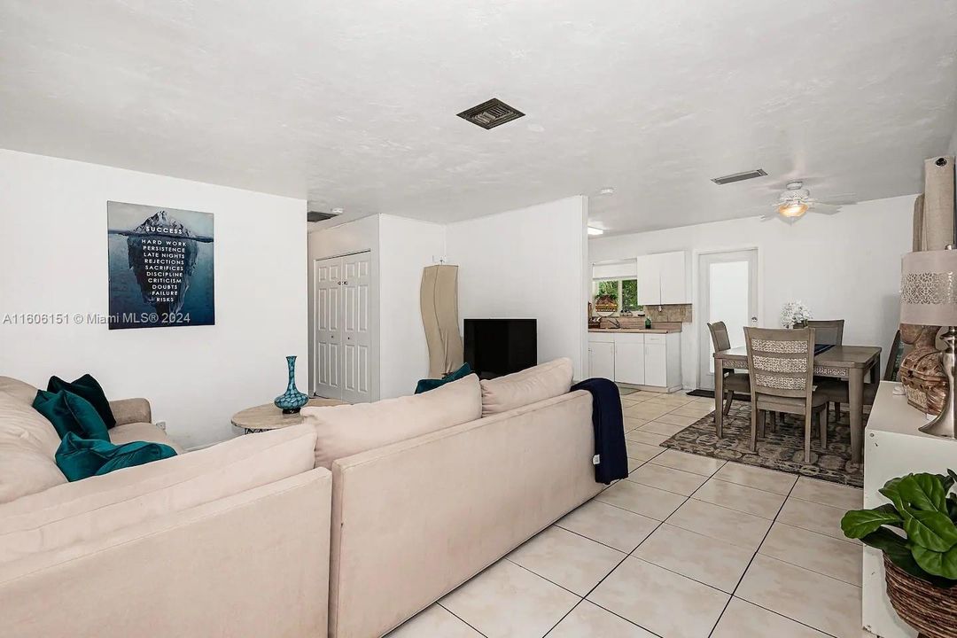 Active With Contract: $595,000 (0 beds, 0 baths, 2149 Square Feet)