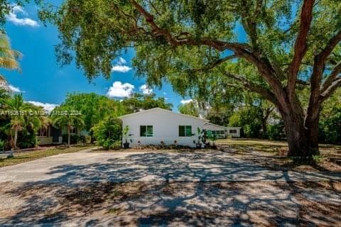 Active With Contract: $595,000 (0 beds, 0 baths, 2149 Square Feet)