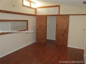 For Sale: $267,000 (2 beds, 2 baths, 1380 Square Feet)