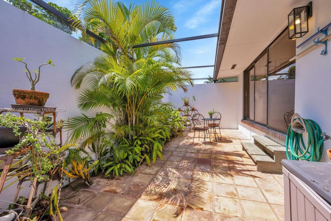 Lanai outside Master bedroom suite