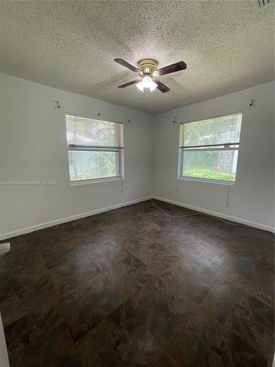 最近租的: $3,099 (3 贝兹, 1 浴室, 1118 平方英尺)