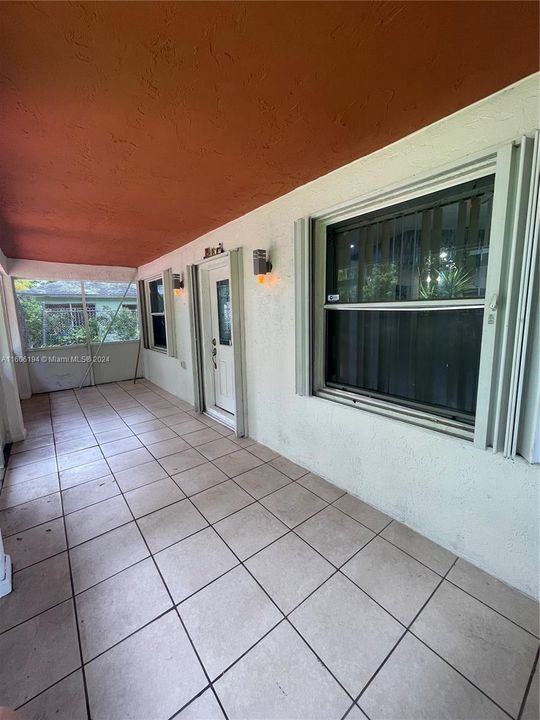 最近租的: $3,099 (3 贝兹, 1 浴室, 1118 平方英尺)