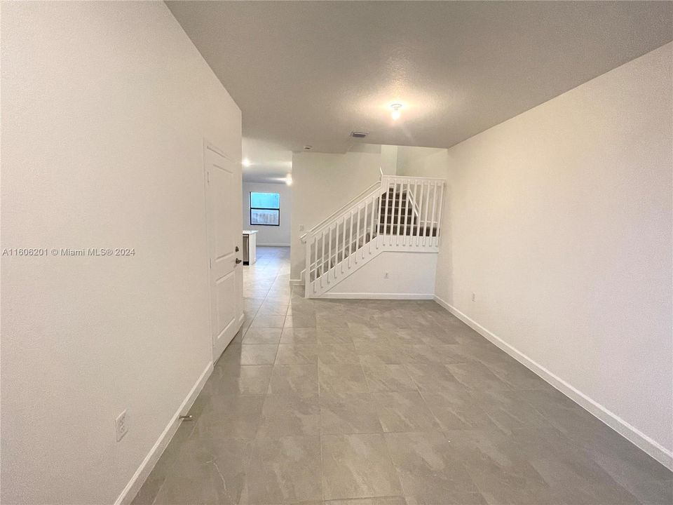 For Rent: $3,000 (4 beds, 2 baths, 0 Square Feet)