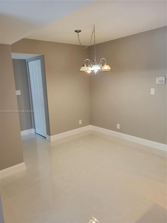 For Rent: $2,400 (2 beds, 2 baths, 936 Square Feet)