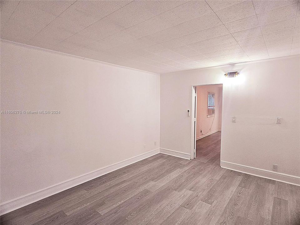 For Rent: $1,750 (1 beds, 1 baths, 518 Square Feet)