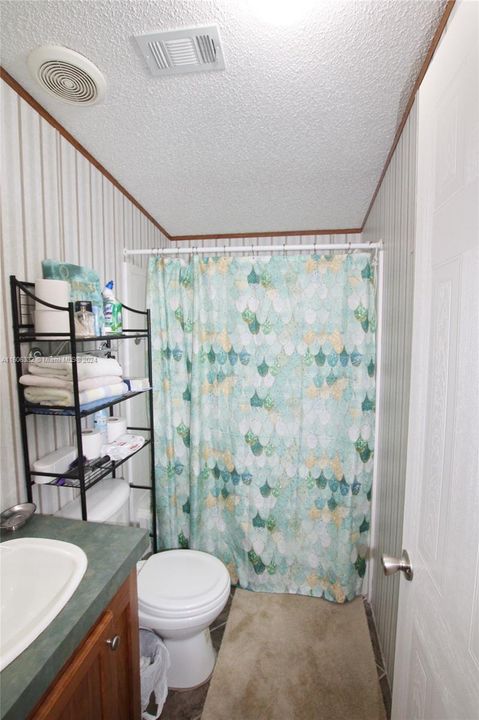 For Sale: $159,000 (2 beds, 2 baths, 840 Square Feet)