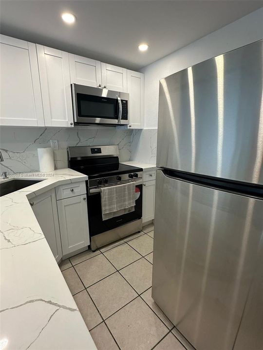 For Rent: $2,000 (1 beds, 1 baths, 605 Square Feet)