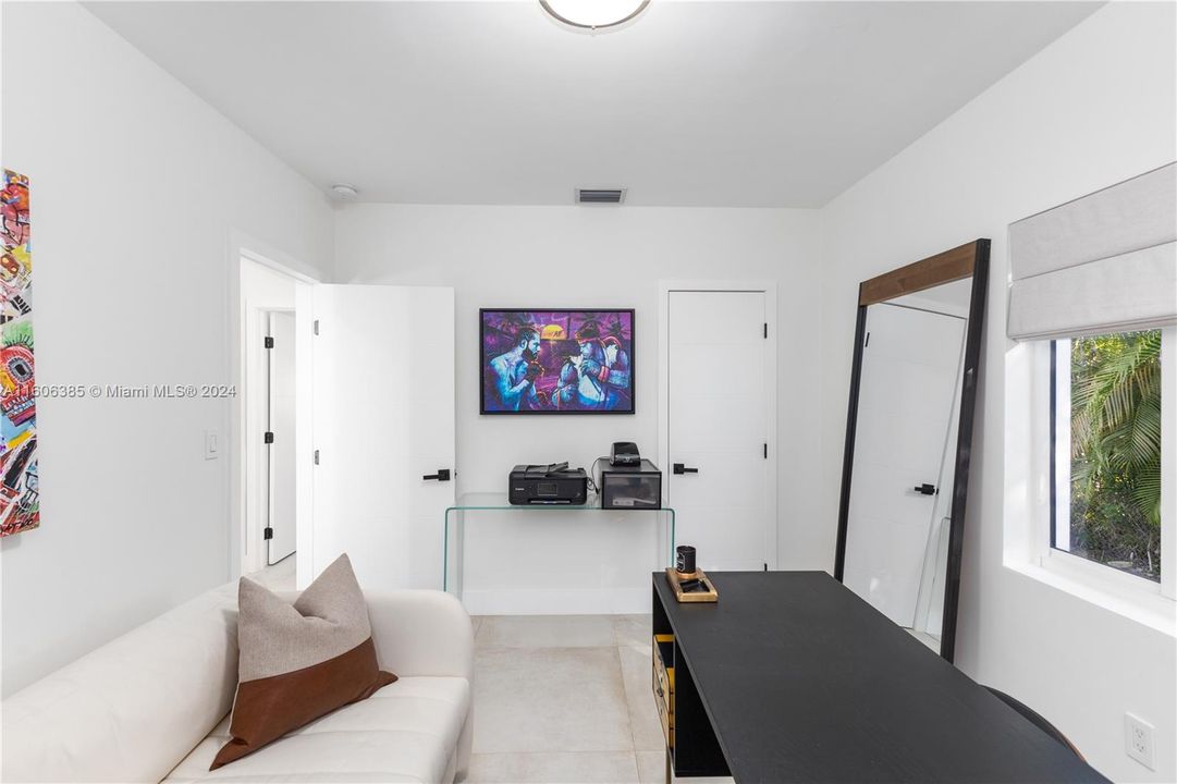 Active With Contract: $8,200 (3 beds, 2 baths, 1510 Square Feet)