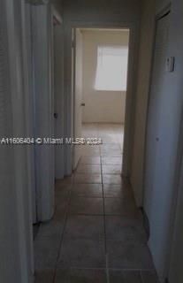 For Rent: $1,800 (2 beds, 1 baths, 840 Square Feet)