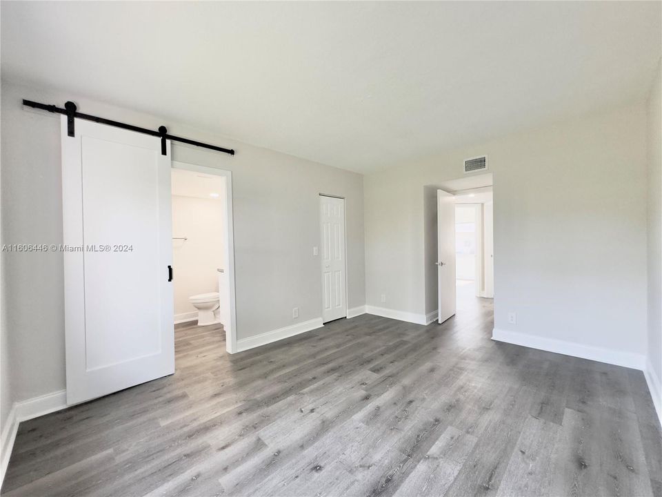 For Rent: $2,600 (3 beds, 2 baths, 1073 Square Feet)