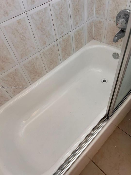 BATHTUB