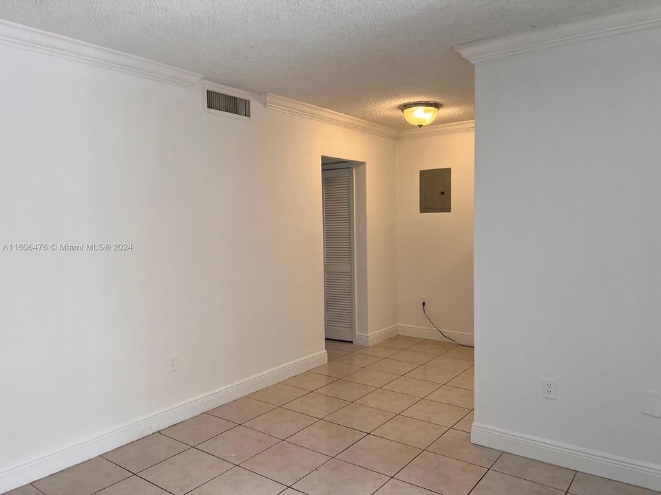 LIVING DINING ROOM