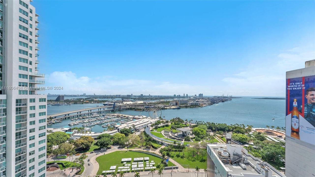 For Sale: $770,000 (2 beds, 2 baths, 1363 Square Feet)