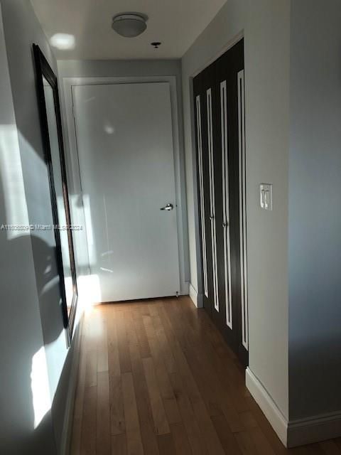 For Rent: $2,700 (1 beds, 1 baths, 714 Square Feet)