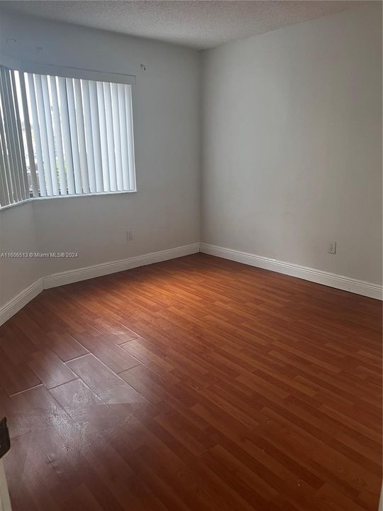 Recently Rented: $2,250 (2 beds, 2 baths, 1116 Square Feet)