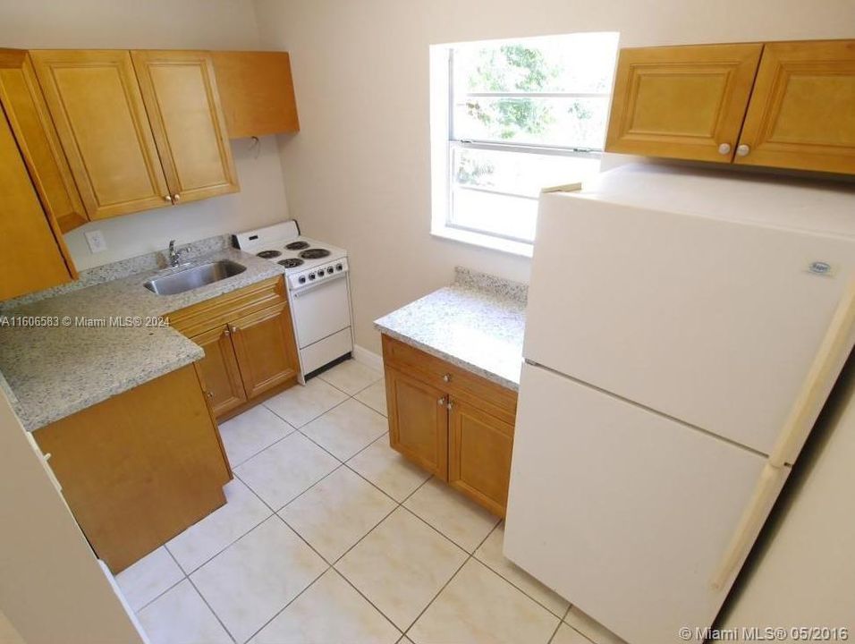 Recently Rented: $1,500 (1 beds, 1 baths, 476 Square Feet)