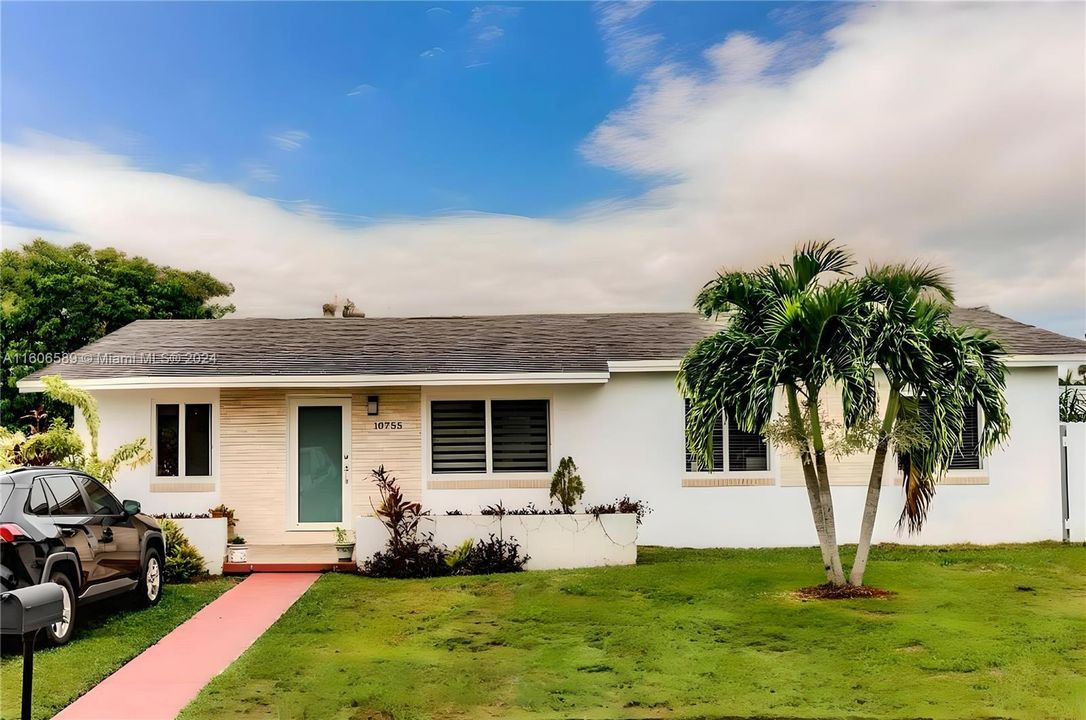 Recently Sold: $580,000 (3 beds, 2 baths, 1200 Square Feet)