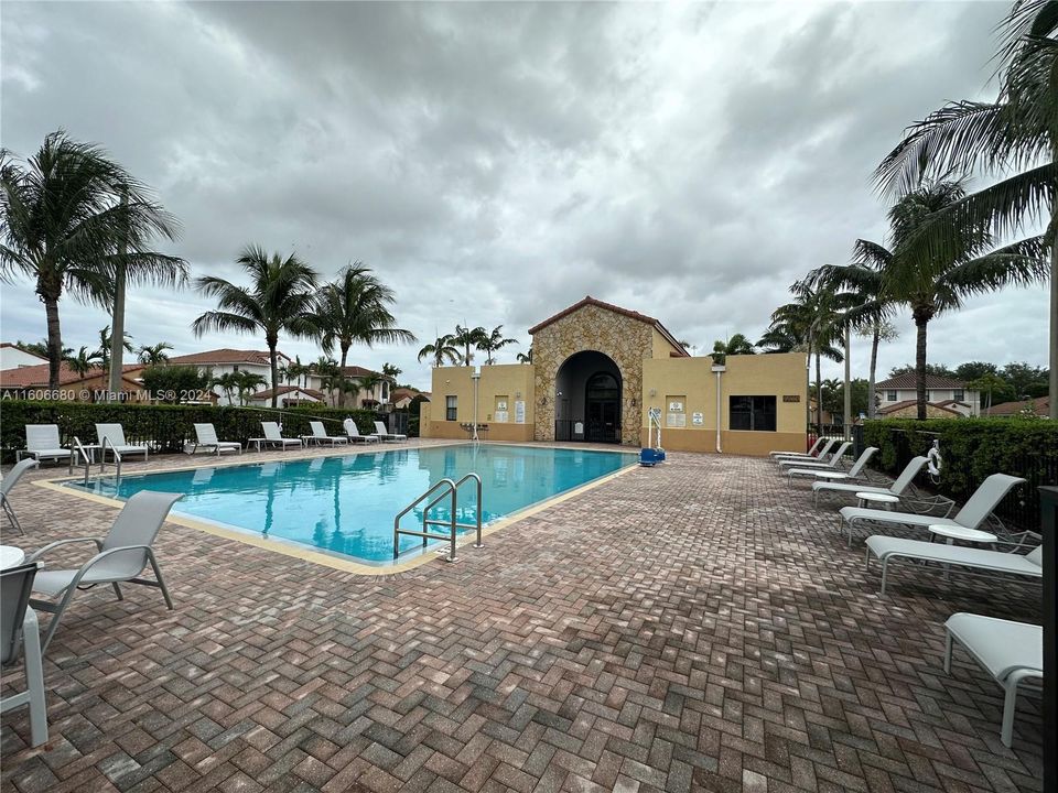 Pool Clubhouse