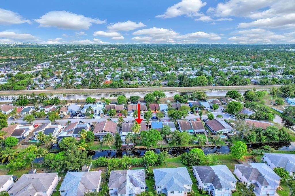 Active With Contract: $399,000 (3 beds, 2 baths, 1408 Square Feet)