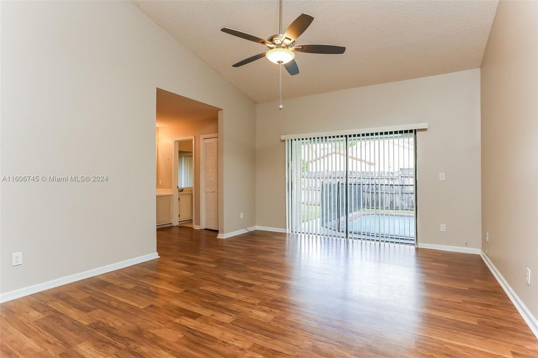 For Rent: $3,345 (3 beds, 2 baths, 2356 Square Feet)