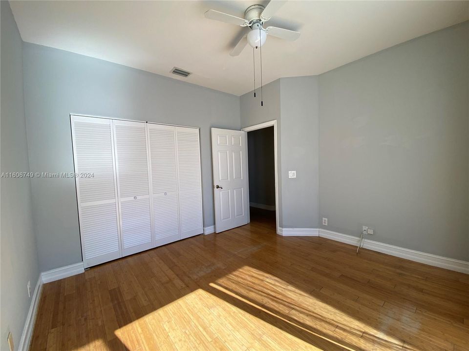 Active With Contract: $4,300 (3 beds, 2 baths, 2168 Square Feet)
