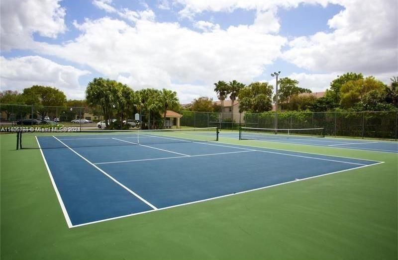 Tennis court