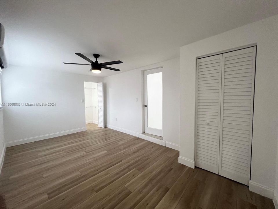 For Rent: $3,000 (3 beds, 2 baths, 1200 Square Feet)