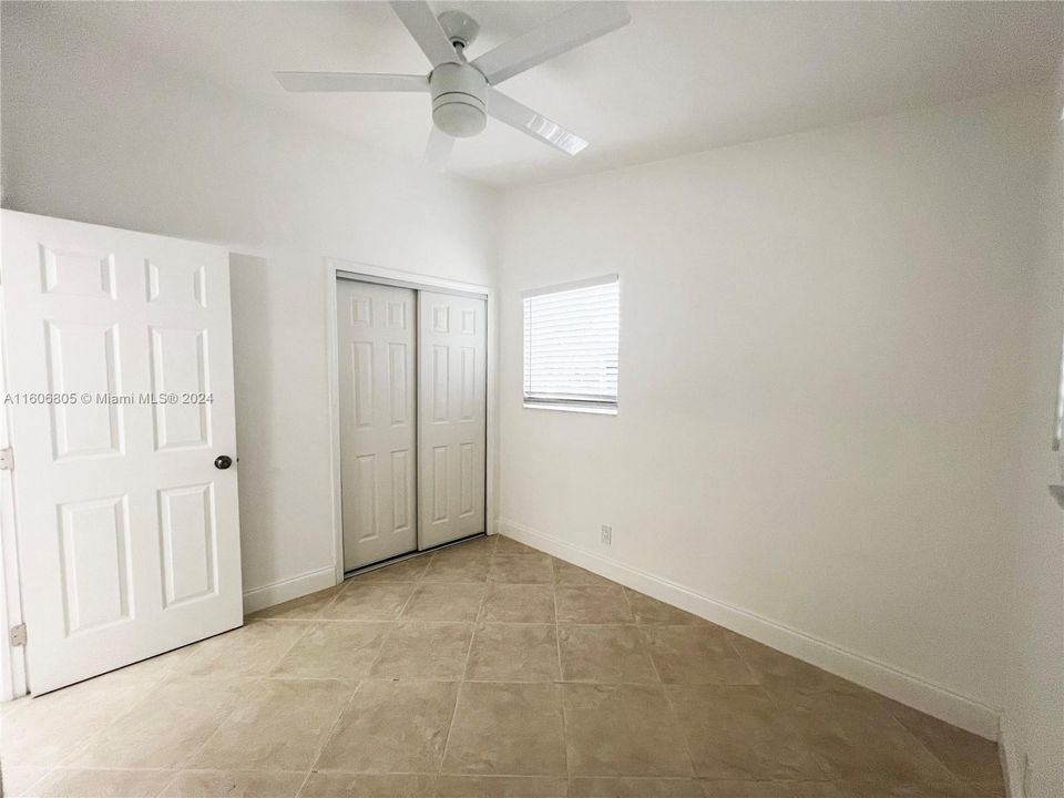 For Rent: $3,000 (3 beds, 2 baths, 1200 Square Feet)