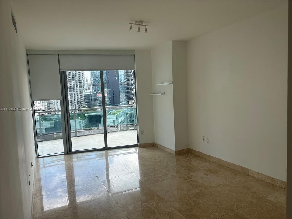 En Venta: $820,000 (3 camas, 2 baños, 1385 Pies cuadrados)