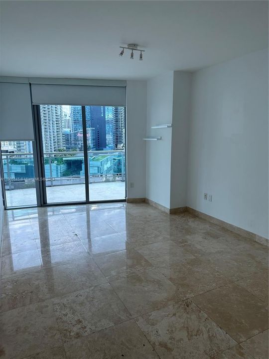 En Venta: $820,000 (3 camas, 2 baños, 1385 Pies cuadrados)