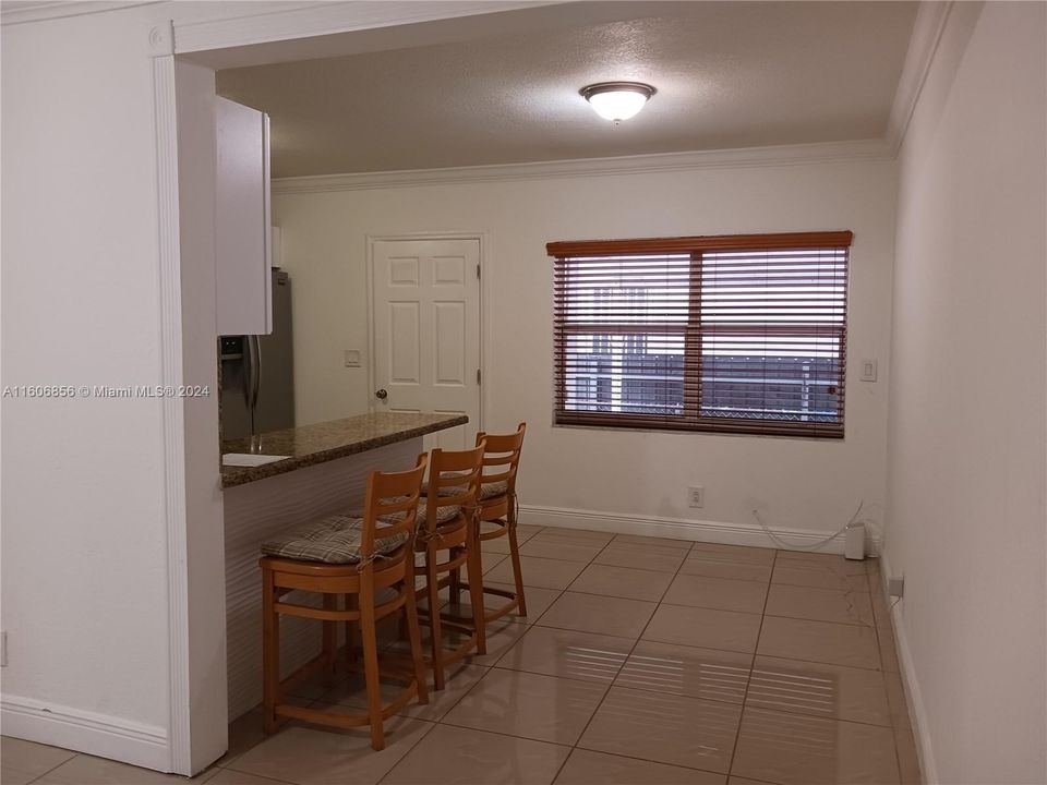 For Rent: $2,800 (2 beds, 2 baths, 2073 Square Feet)