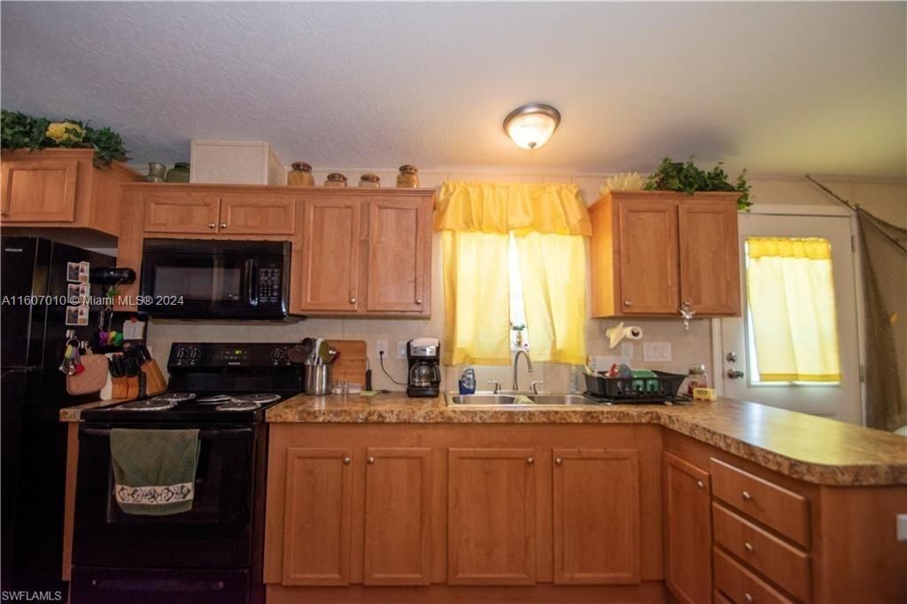 For Sale: $239,000 (1 beds, 1 baths, 0 Square Feet)