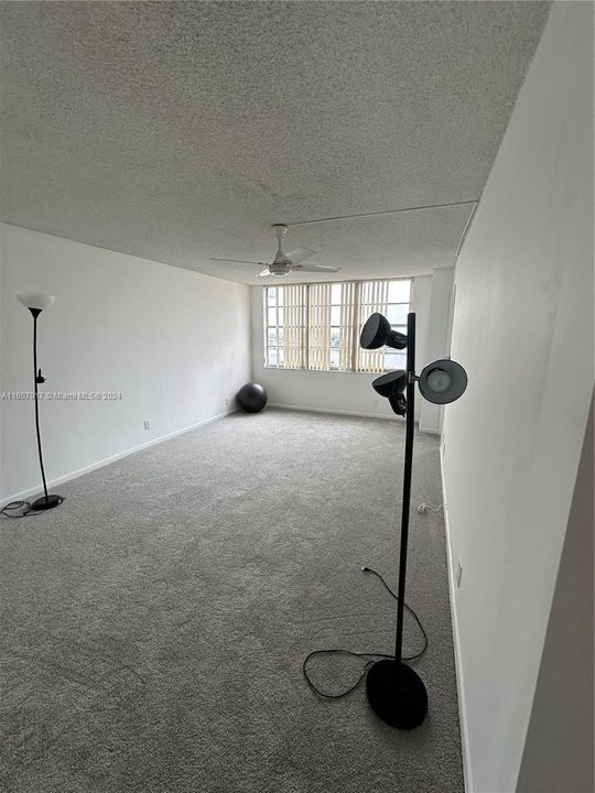 For Rent: $2,700 (2 beds, 2 baths, 1311 Square Feet)