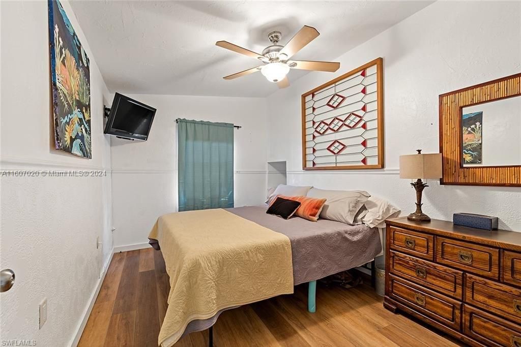 For Sale: $649,500 (2 beds, 2 baths, 1608 Square Feet)