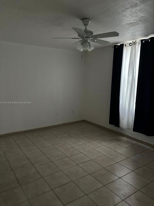 For Rent: $2,300 (2 beds, 2 baths, 960 Square Feet)