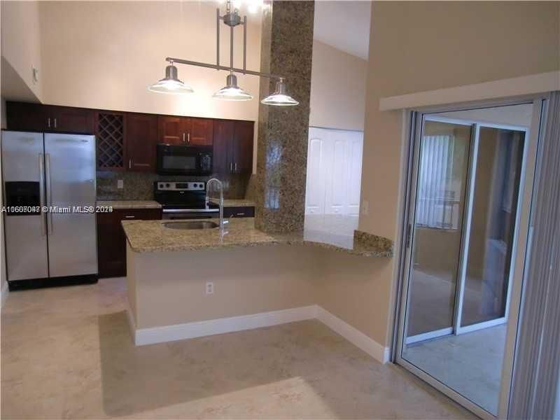 For Rent: $2,193 (2 beds, 2 baths, 1121 Square Feet)