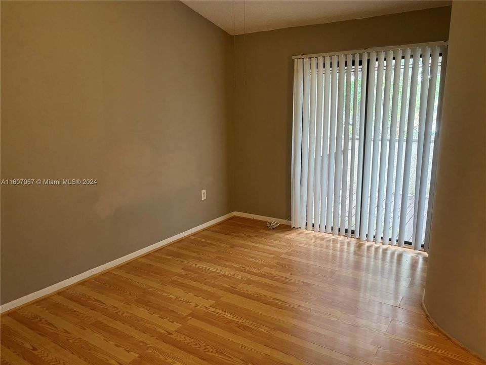 For Rent: $2,650 (2 beds, 2 baths, 1253 Square Feet)