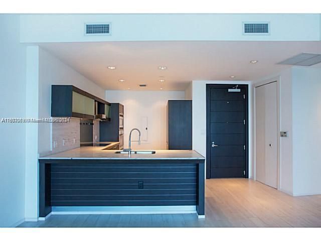 For Rent: $7,999 (2 beds, 2 baths, 1492 Square Feet)