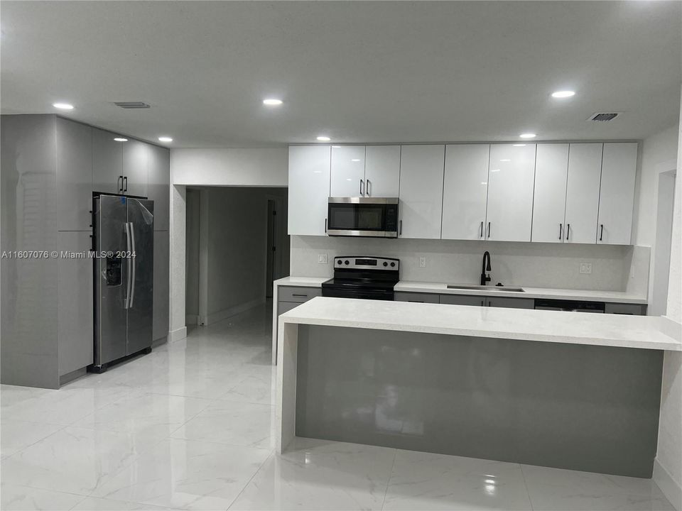 NEW KITCHEN