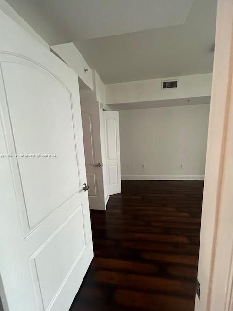 For Rent: $2,500 (2 beds, 2 baths, 1036 Square Feet)