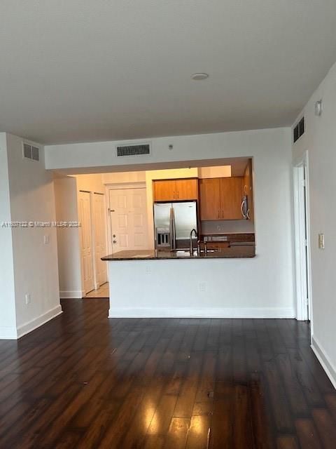 For Rent: $2,500 (2 beds, 2 baths, 1036 Square Feet)