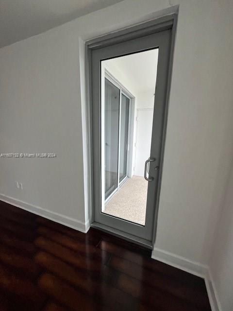 For Rent: $2,500 (2 beds, 2 baths, 1036 Square Feet)