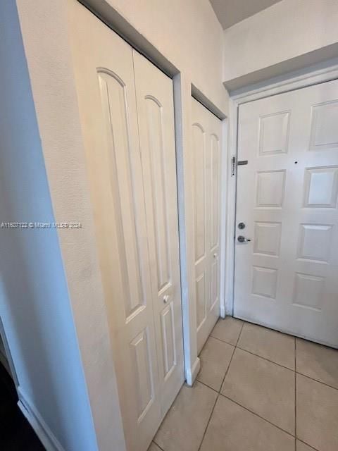 For Rent: $2,500 (2 beds, 2 baths, 1036 Square Feet)